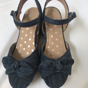 Girls size 1 Denim wedge sandals
